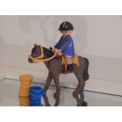 Jockey Du Centre Equestre Et Son Cheval Playmobil