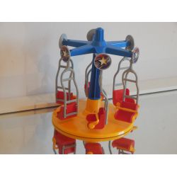 Carroussel Du Jardin D'Enfant Avec Chaises Volantes Playmobil